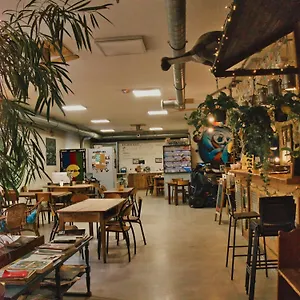 Le Flâneur Auberge de jeunesse